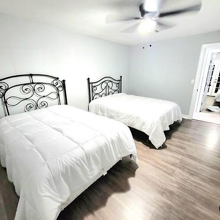 77072 New Remodeled Cute Townhome Sw Houston Exterior photo