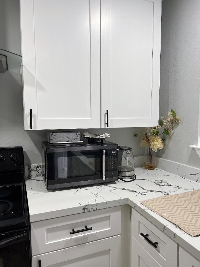 77072 New Remodeled Cute Townhome Sw Houston Exterior photo